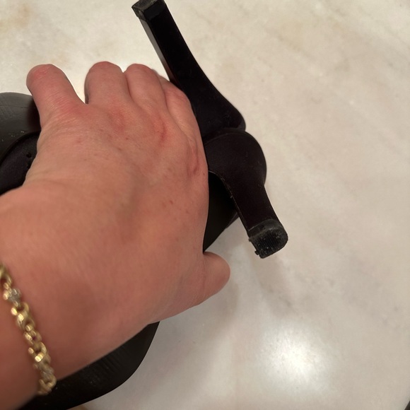 Nina Black Luster Shoes Box - Picture 6 of 8